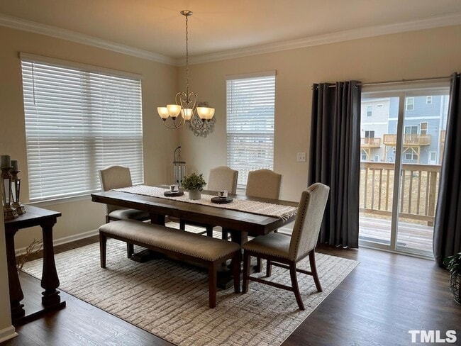 Building Photo - 1116 Finch Ct