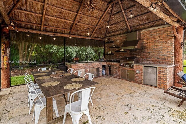 Building Photo - 9890 SW 138th St