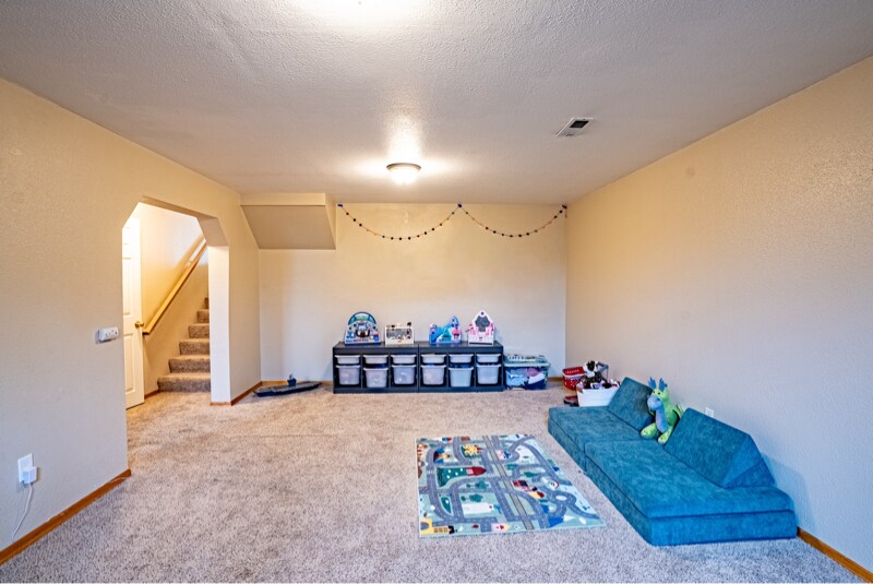 Building Photo - 24104 E Maxwell Ave