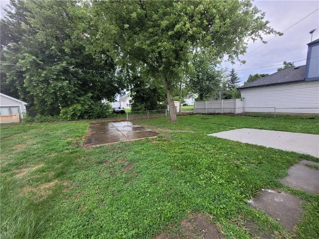 Building Photo - 2715 Delaware St