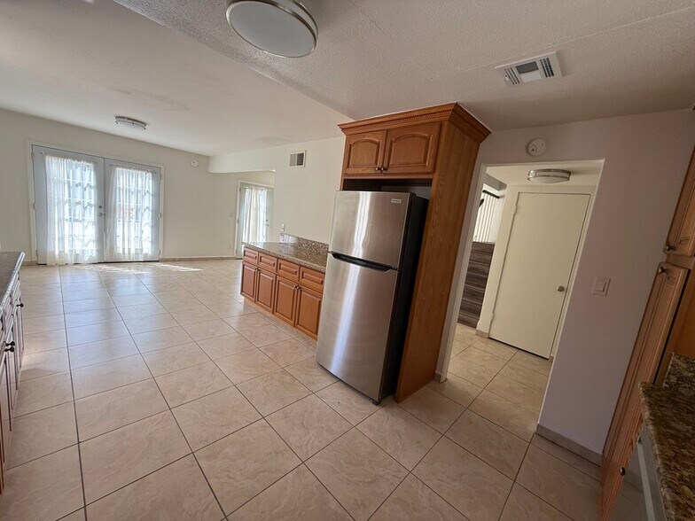 Building Photo - 5867 Cape Horn Dr