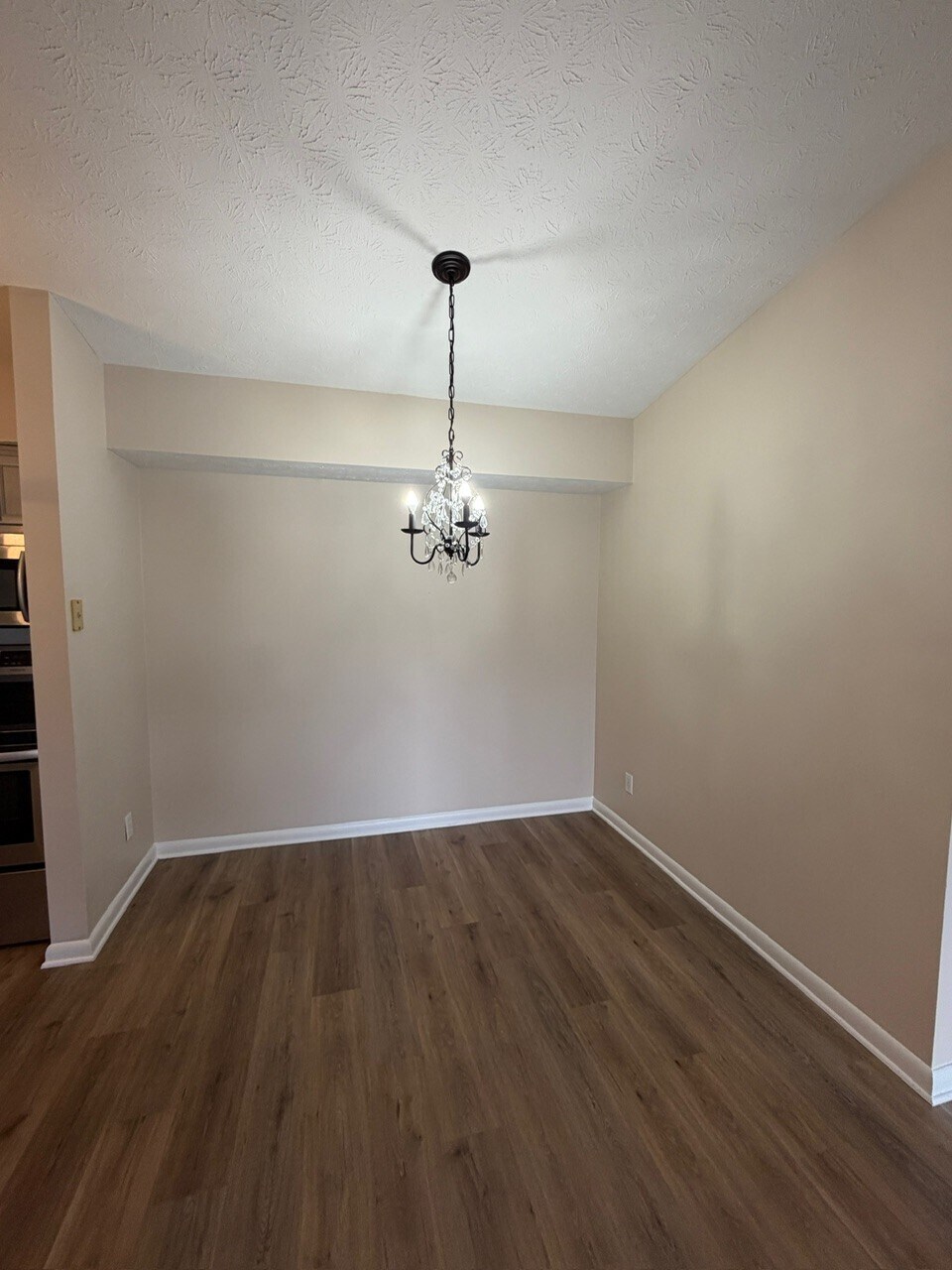 breakfast room - 533 Aspen Glen Dr