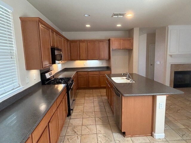 Building Photo - 274 Finchwood Dr