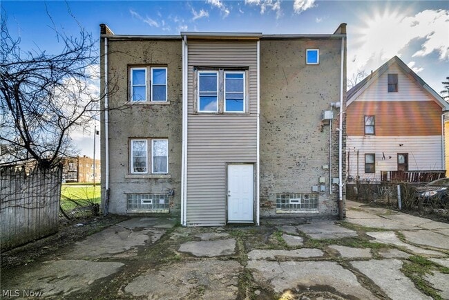 Building Photo - 3438 E 140th St