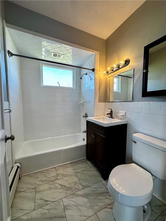 Building Photo - 834 Central Ave