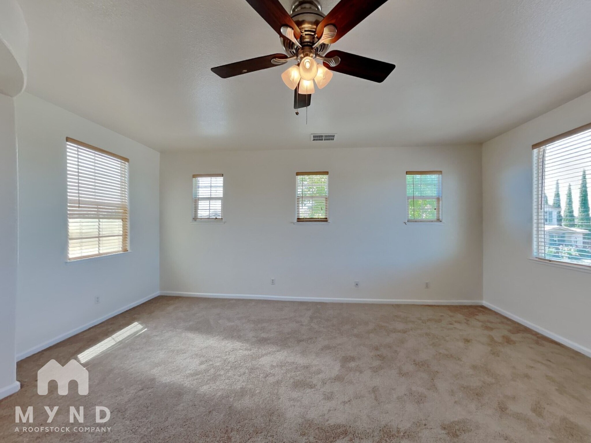 Building Photo - 9359 Lost Springs Ct