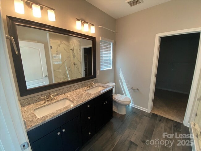 Building Photo - 5839 Eleanor Rigby Rd