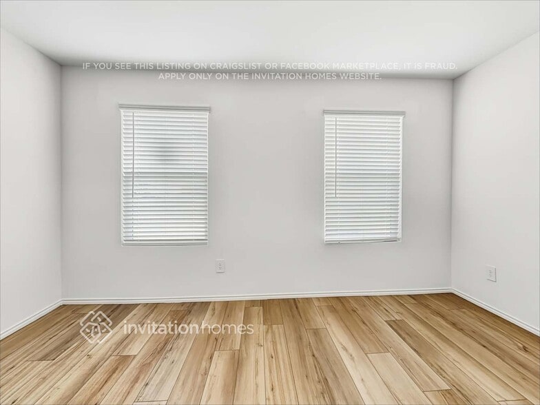 Building Photo - 3222 Crestone Dr