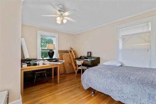 Building Photo - 300 Humphrey St