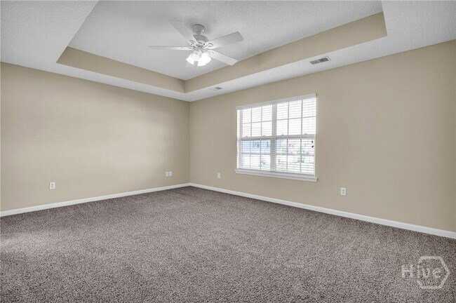 Building Photo - 975 Canyon Oak Loop