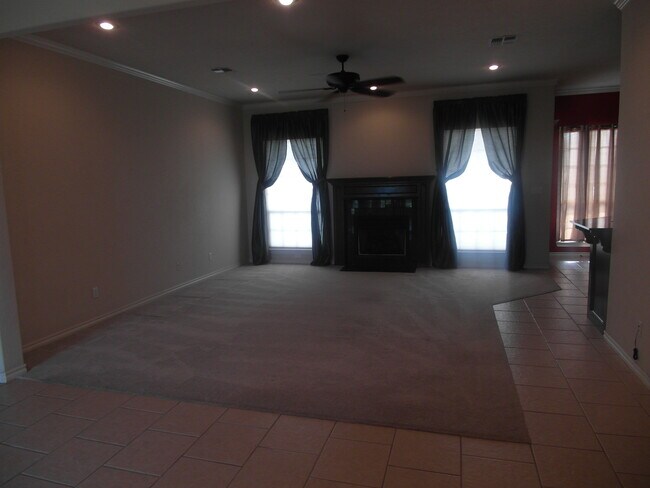 Building Photo - Beautiful Country Home in Cache, OK!!! NO ...