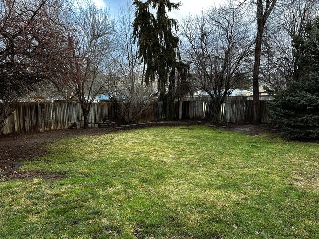 Building Photo - 4764 N Eugene St