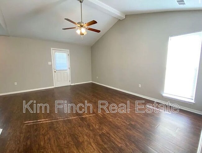 Building Photo - 3845 Shadow Oaks Pkwy