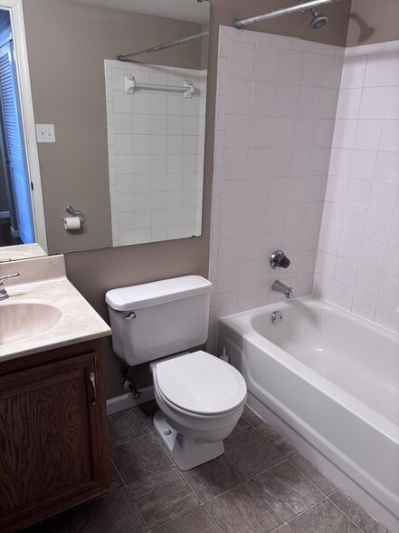 Building Photo - 7519 Triwoods Dr