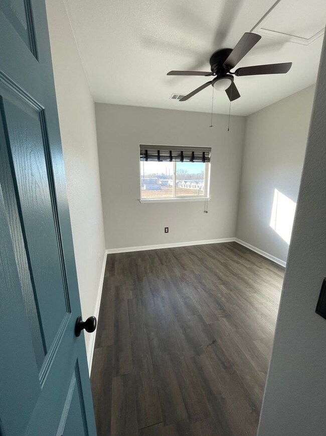 Building Photo - 3BR/2BA Condo near Olde Town Arvada!!