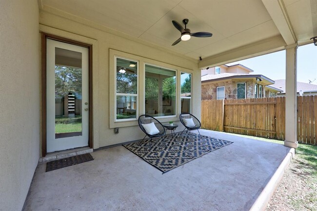 Building Photo - 5305 Mandevilla Dr