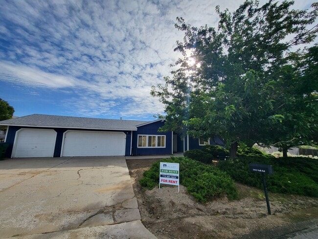 Primary Photo - 5455 Salk Rd