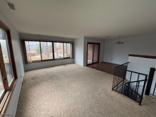 Building Photo - 9 Augusta Dr