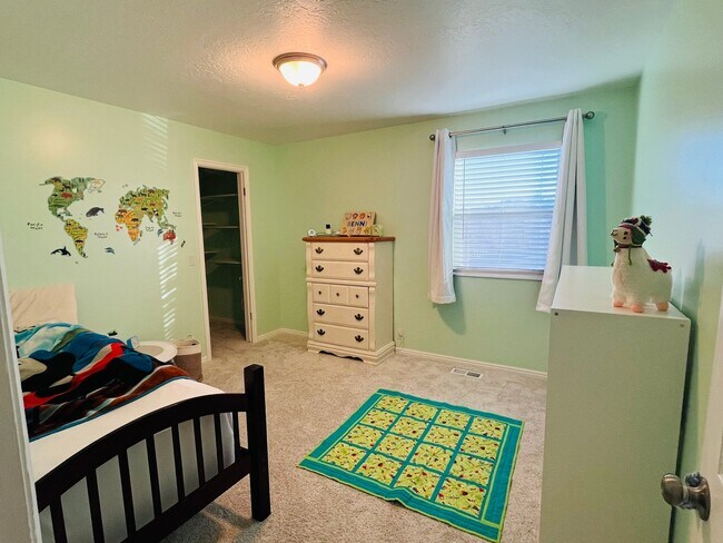 Building Photo - 3934 Bingham Creek Dr