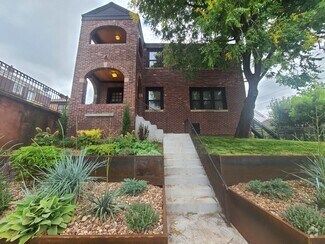 Building Photo - 3309 N Walker Ave