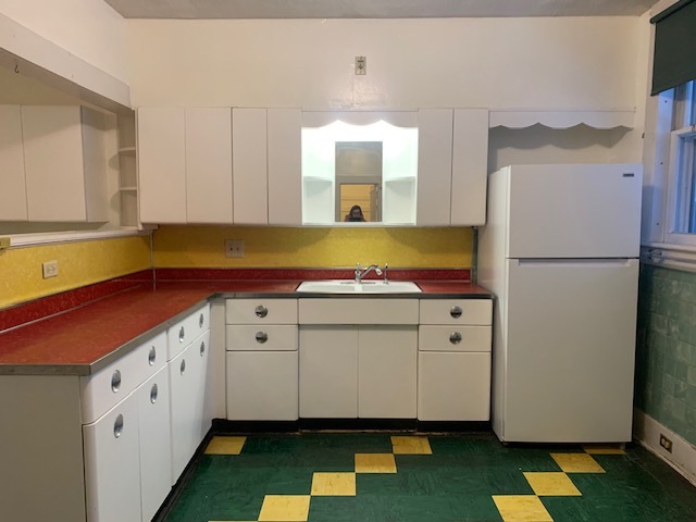 Eat In Kitchen with Brand New Appliances - 10 Lawn Ave