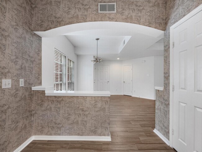 Building Photo - 142 N Magnolia Pond Pl