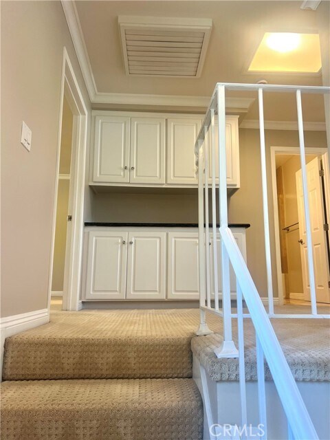 Building Photo - 5052 Hampton Ct