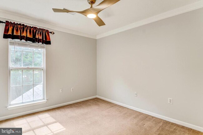 Building Photo - 7505 Castle Rock Dr