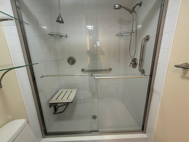 Building Photo - 2660 Carambola Cir N