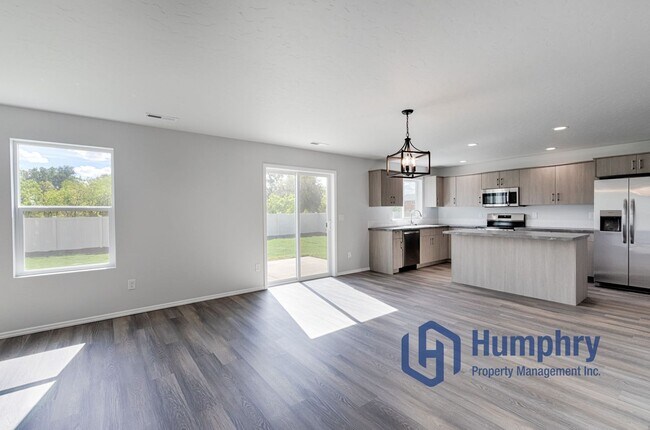 Building Photo - 14842 N Pantanella Wy