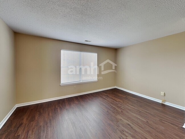 Building Photo - 17378 Austrian Pine Way