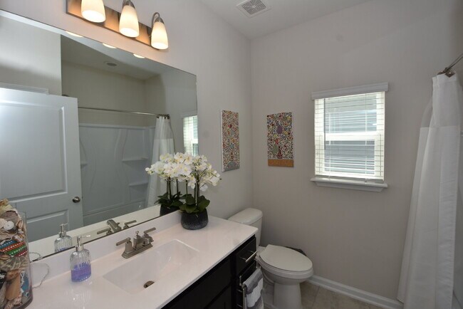 Building Photo - 143 Wood Stork Ln
