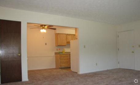 One bedroom Living Room - Penn Grove and Colony Apartments