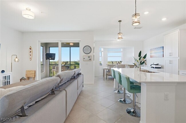 Building Photo - 14161 Heritage Landing Blvd