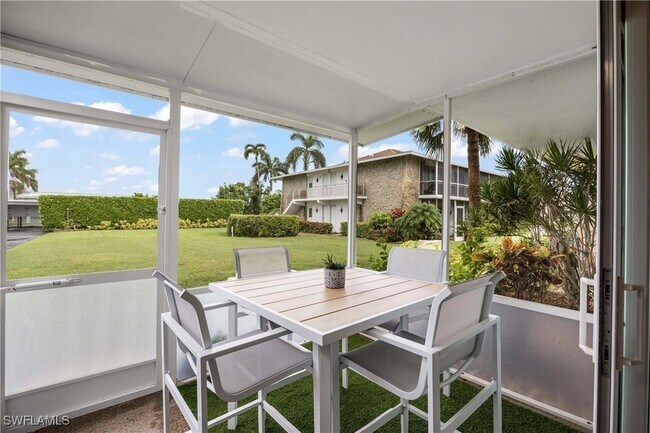 Building Photo - 330 Kon Tiki Dr