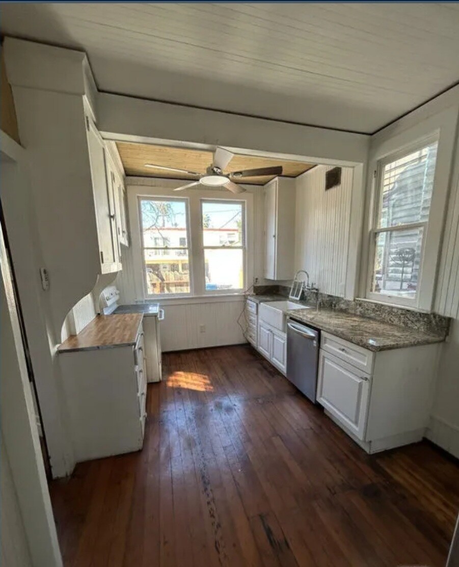 Building Photo - 49 Dudley Ave