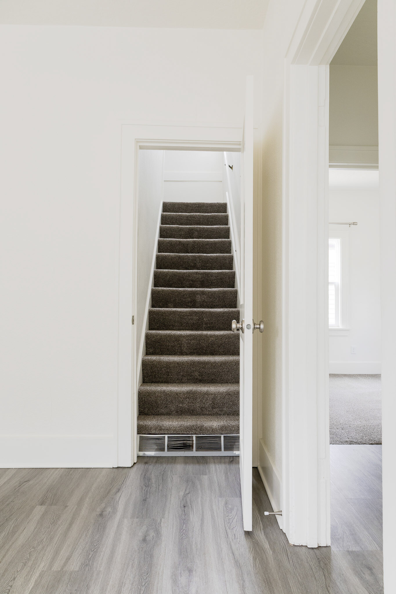 Building Photo - 1104 S Main Ave