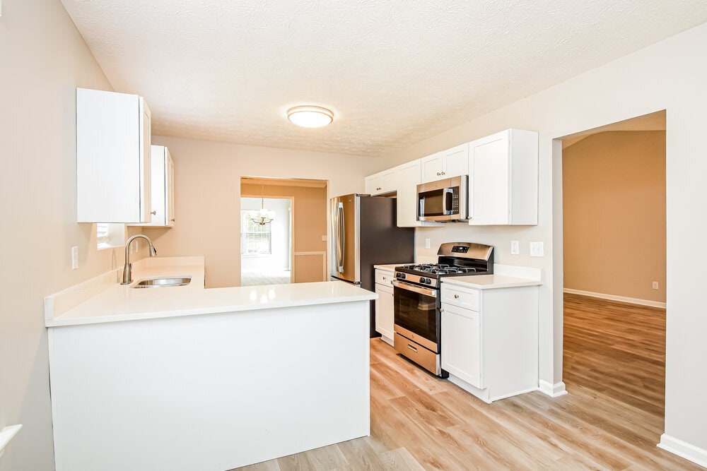 Building Photo - 2816 Golden Club Bend