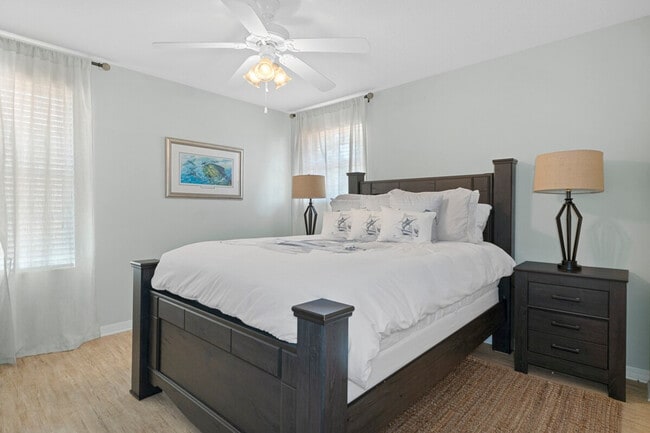 Building Photo - 4 Waterside St