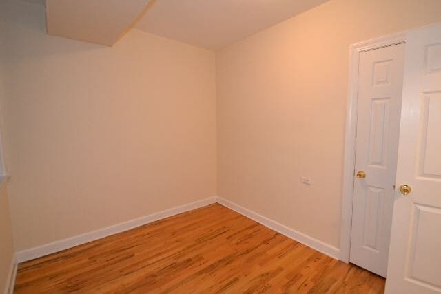 Building Photo - 632 W Oakdale Ave