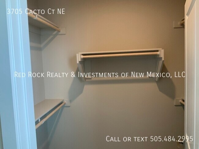 Building Photo - 3705 Cacto Ct