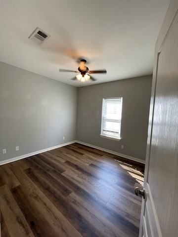 Building Photo - This spacious 3-bedroom, 2-bathroom home j...