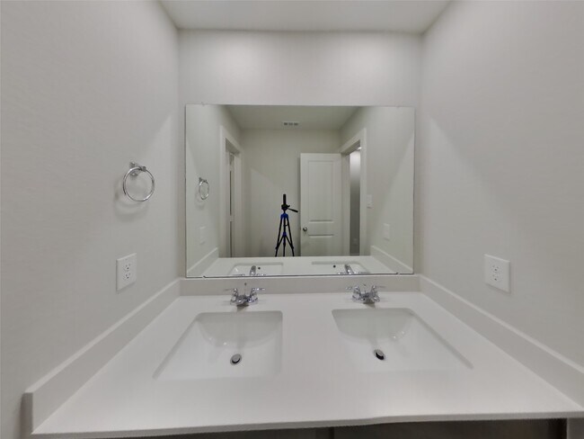 Building Photo - 22704 Terrazzo Dr