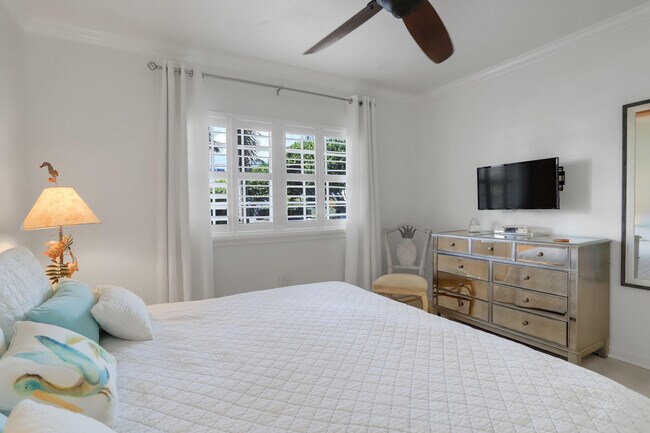 Building Photo - 217 Gleason St