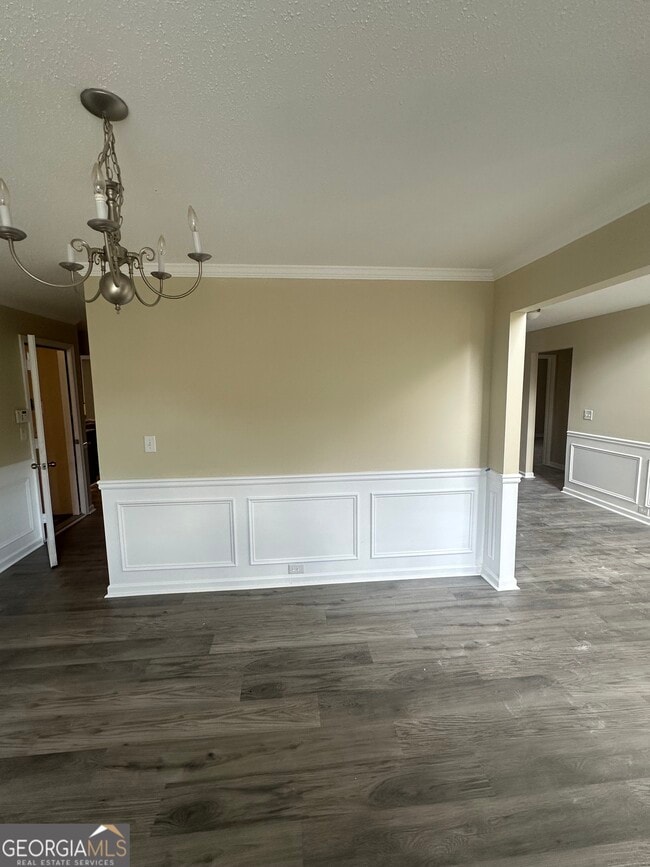 Building Photo - 3682 Fremont Dr
