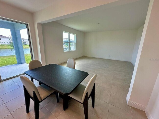 Building Photo - 5054 Tibet Ct