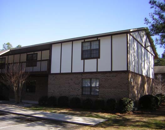 Building Photo - English Village Apartments