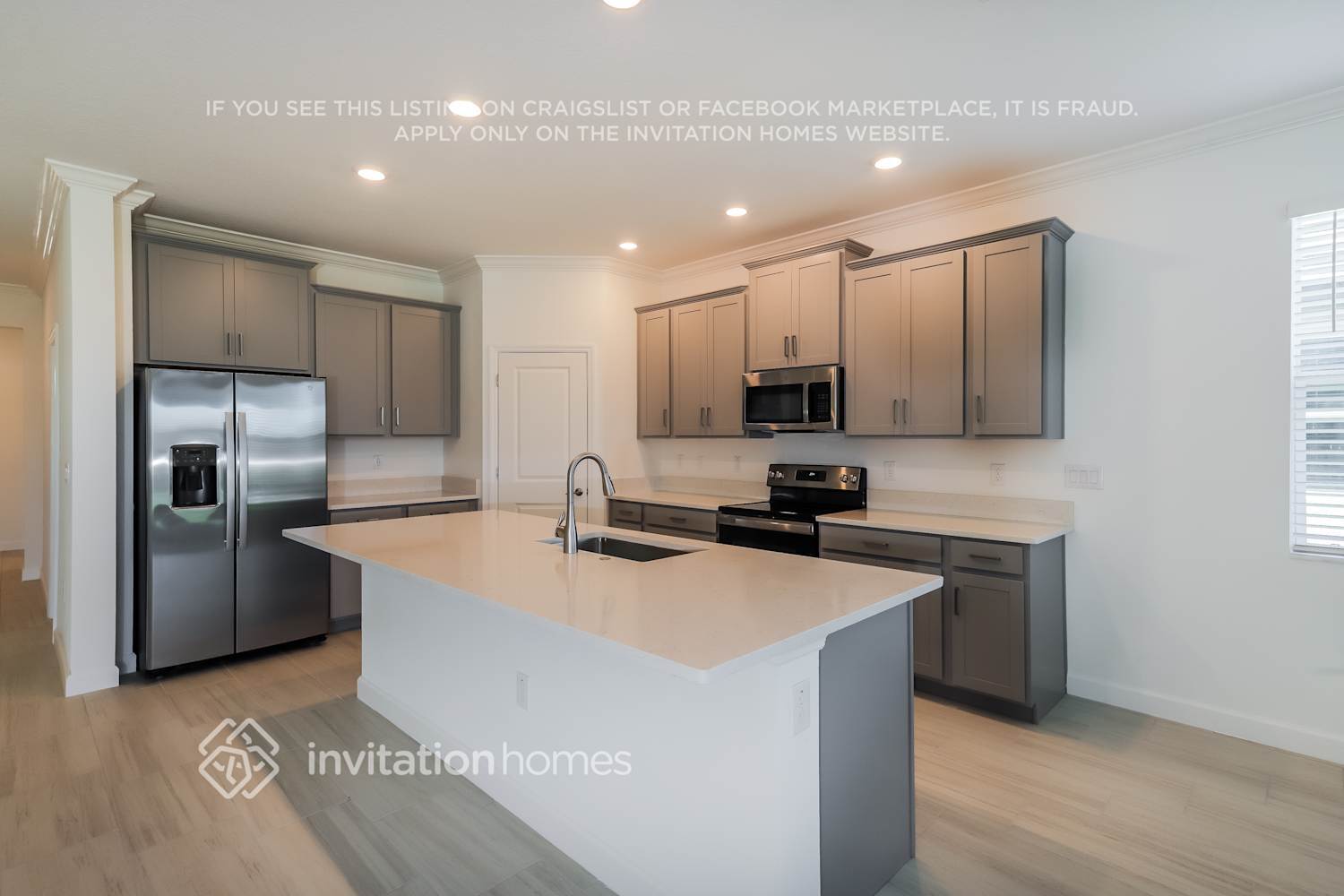 Building Photo - 14235 20th St E