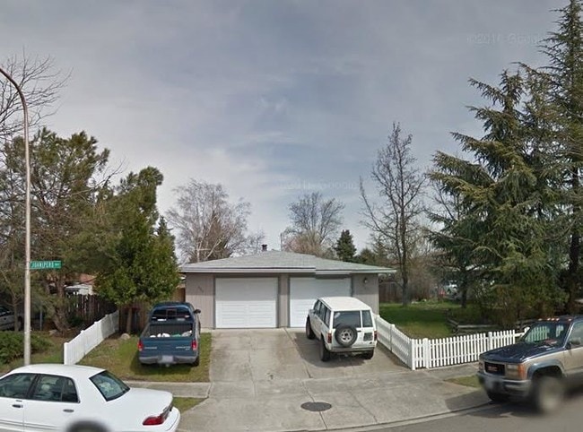 Primary Photo - 2919 Juanipero Way