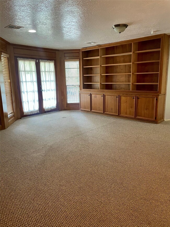 Building Photo - 21122 Harvest Hill Ln